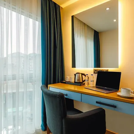 Urban Bomonti Hotell 4*