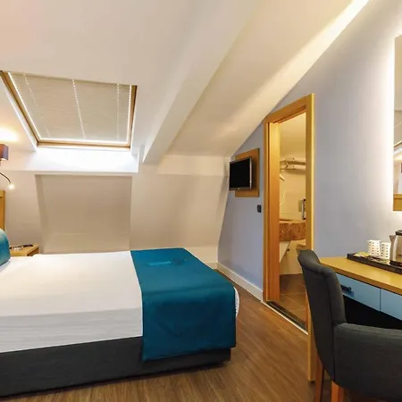 Urban Bomonti Hotel