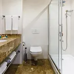 Hotel Urban Bomonti 4*
